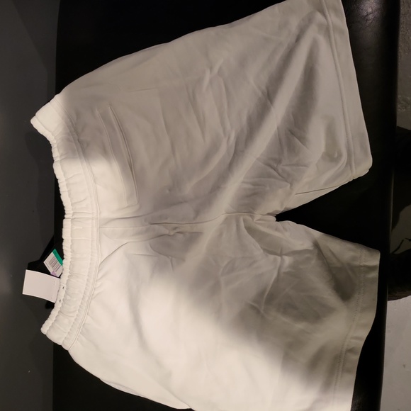 Nike shorts - Picture 2 of 4